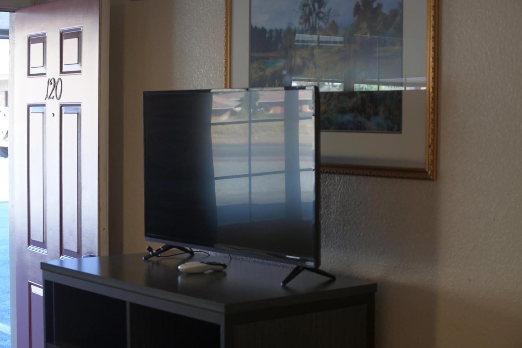 A-1 Budget Motel เคลมัทฟอลส์ ภายนอก รูปภาพ