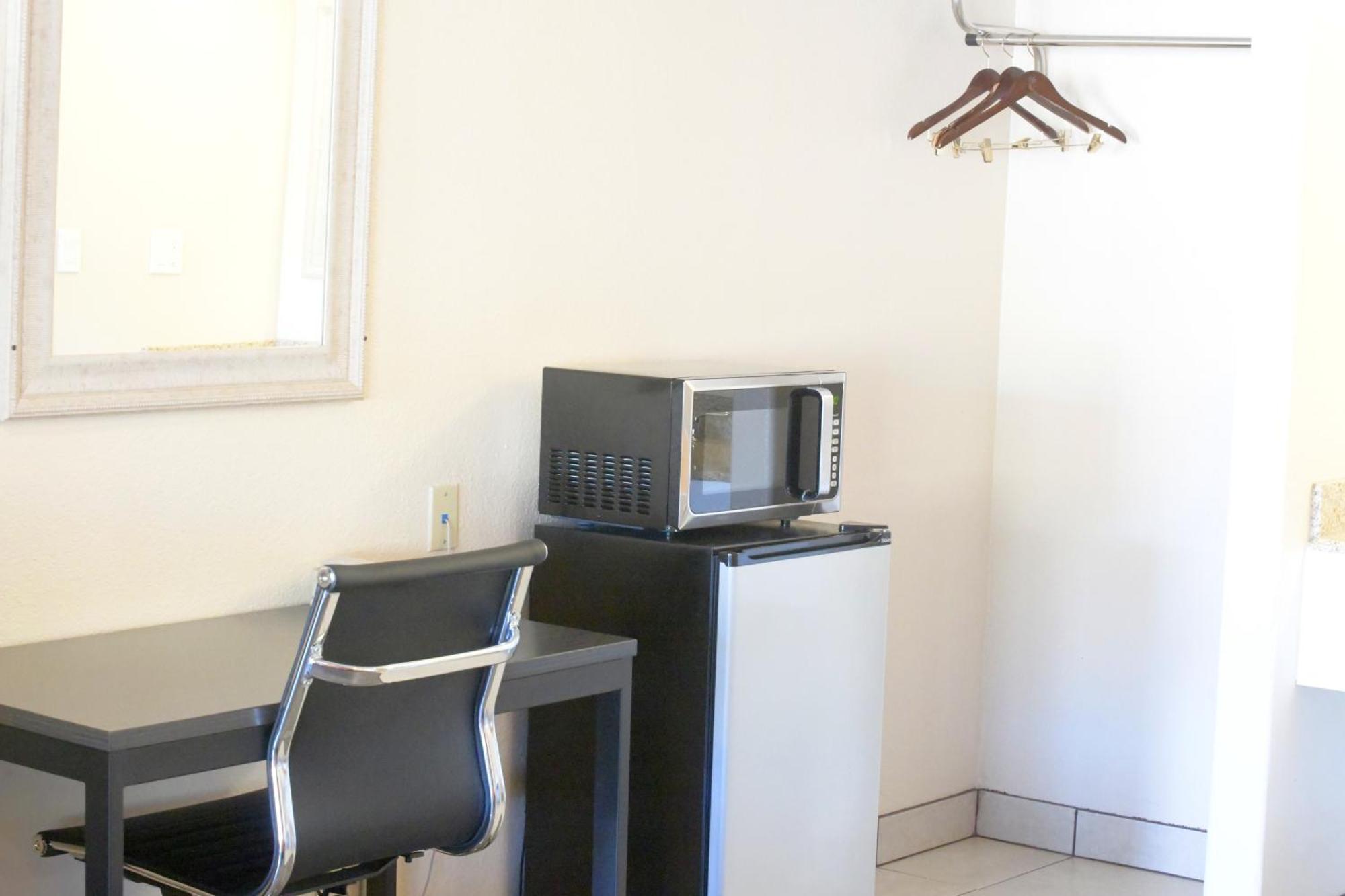A-1 Budget Motel เคลมัทฟอลส์ ภายนอก รูปภาพ