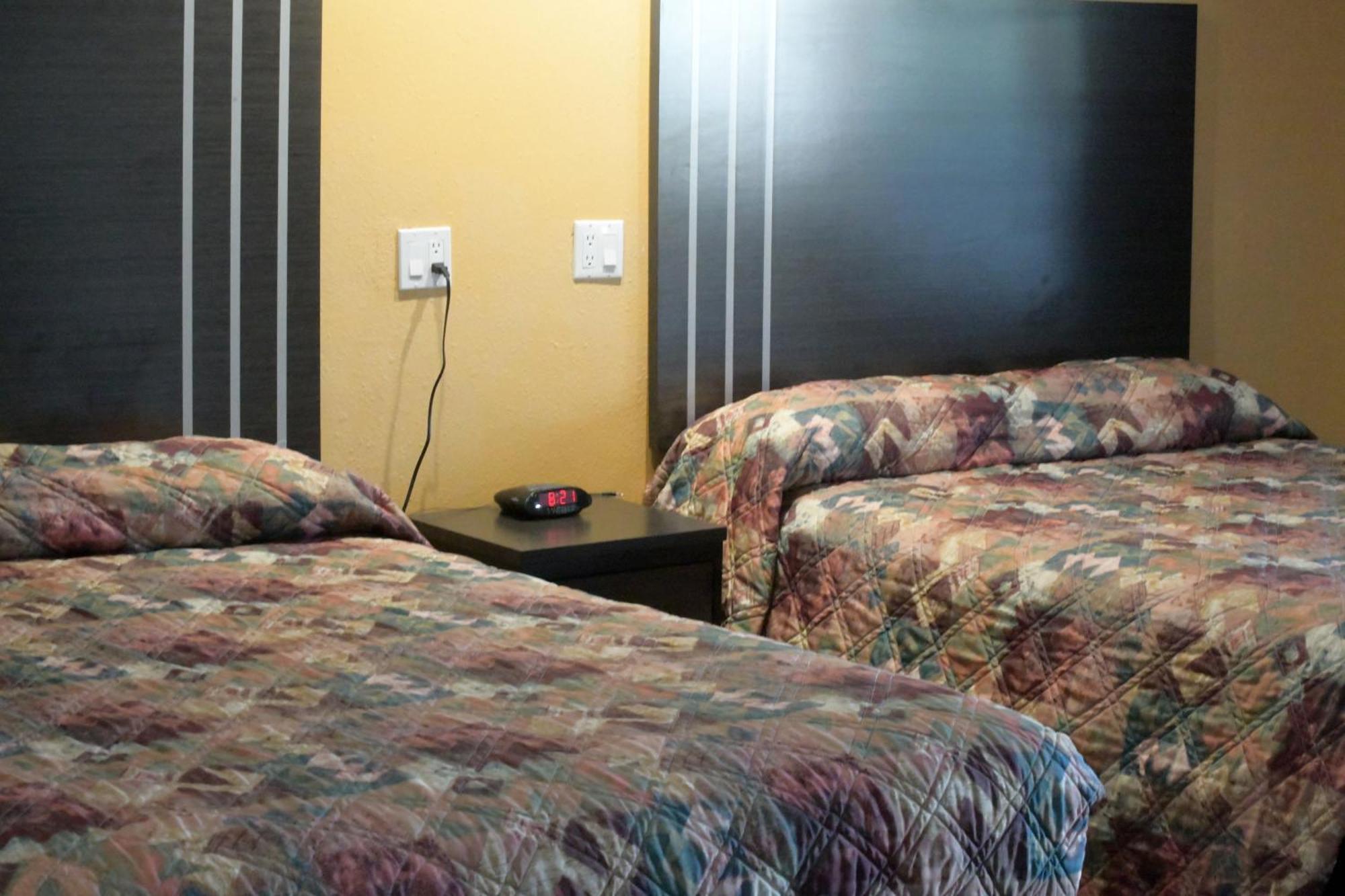 A-1 Budget Motel เคลมัทฟอลส์ ภายนอก รูปภาพ