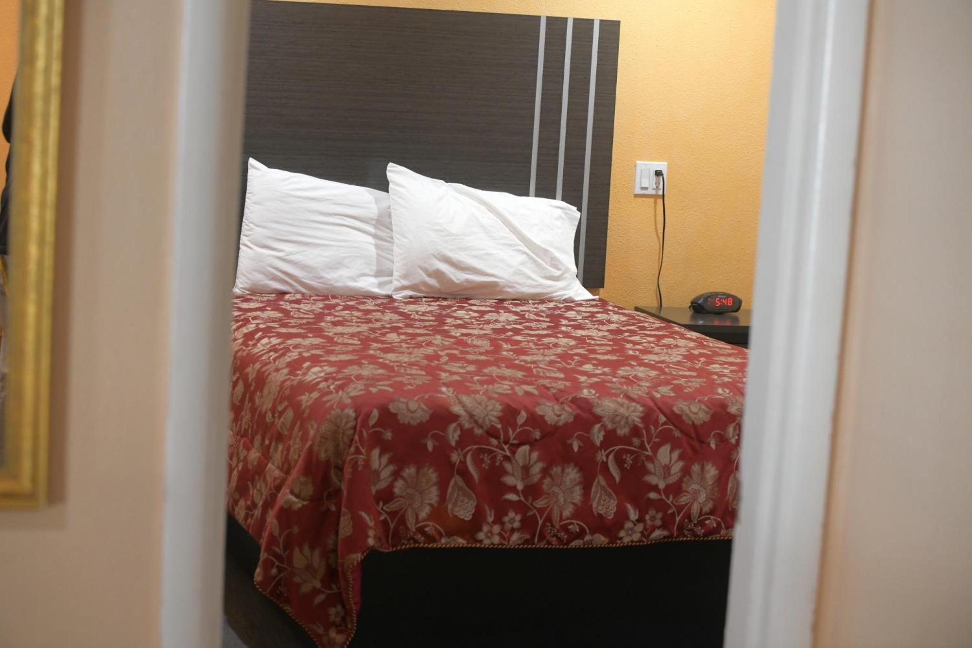 A-1 Budget Motel เคลมัทฟอลส์ ภายนอก รูปภาพ